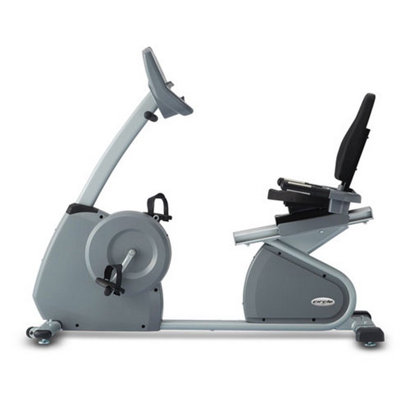 Горизонтальный велотренажер Circle Fitness R6 800_800